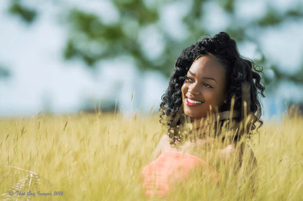 Mark Blan Photography smiling woman in field